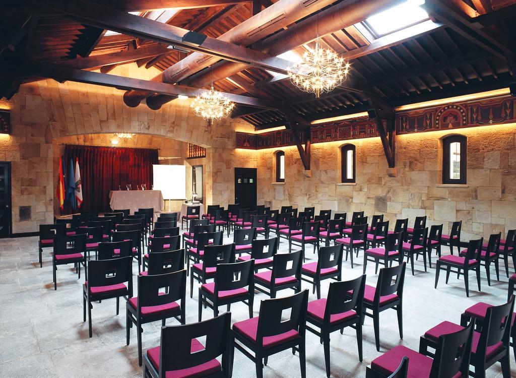Oca Palacio De La Llorea Hotel&Spa Deva Esterno foto
