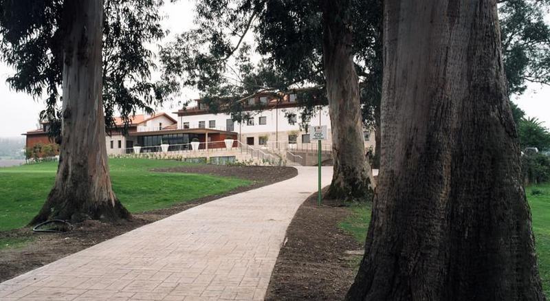 Oca Palacio De La Llorea Hotel&Spa Deva Esterno foto