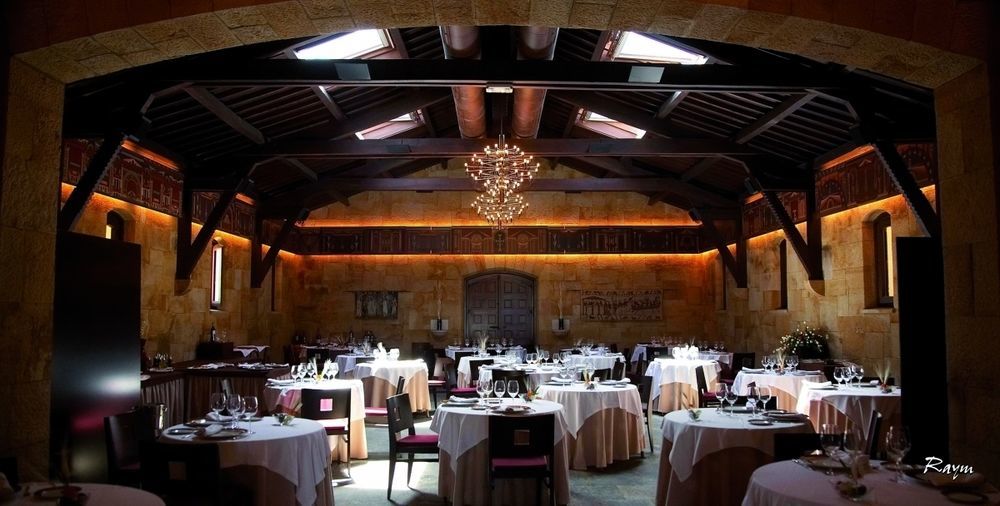 Oca Palacio De La Llorea Hotel&Spa Deva Esterno foto