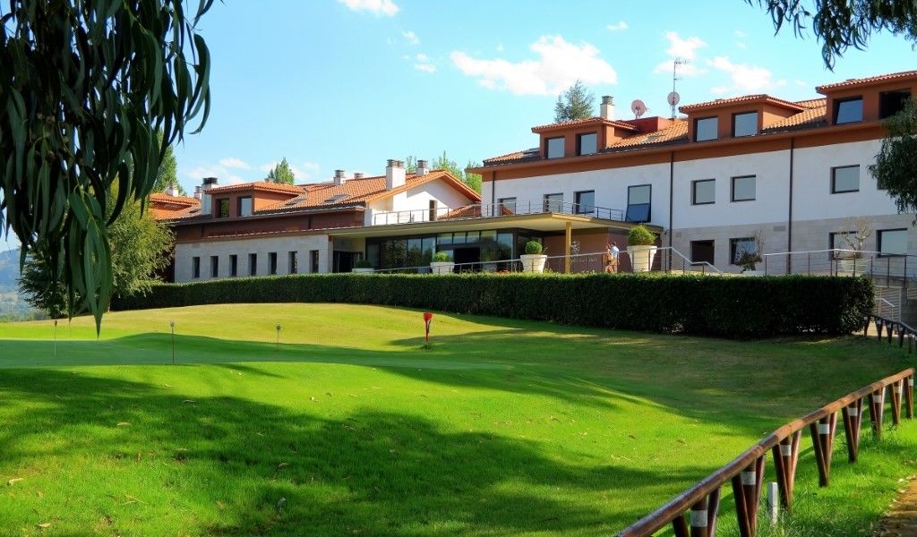 Oca Palacio De La Llorea Hotel&Spa Deva Esterno foto